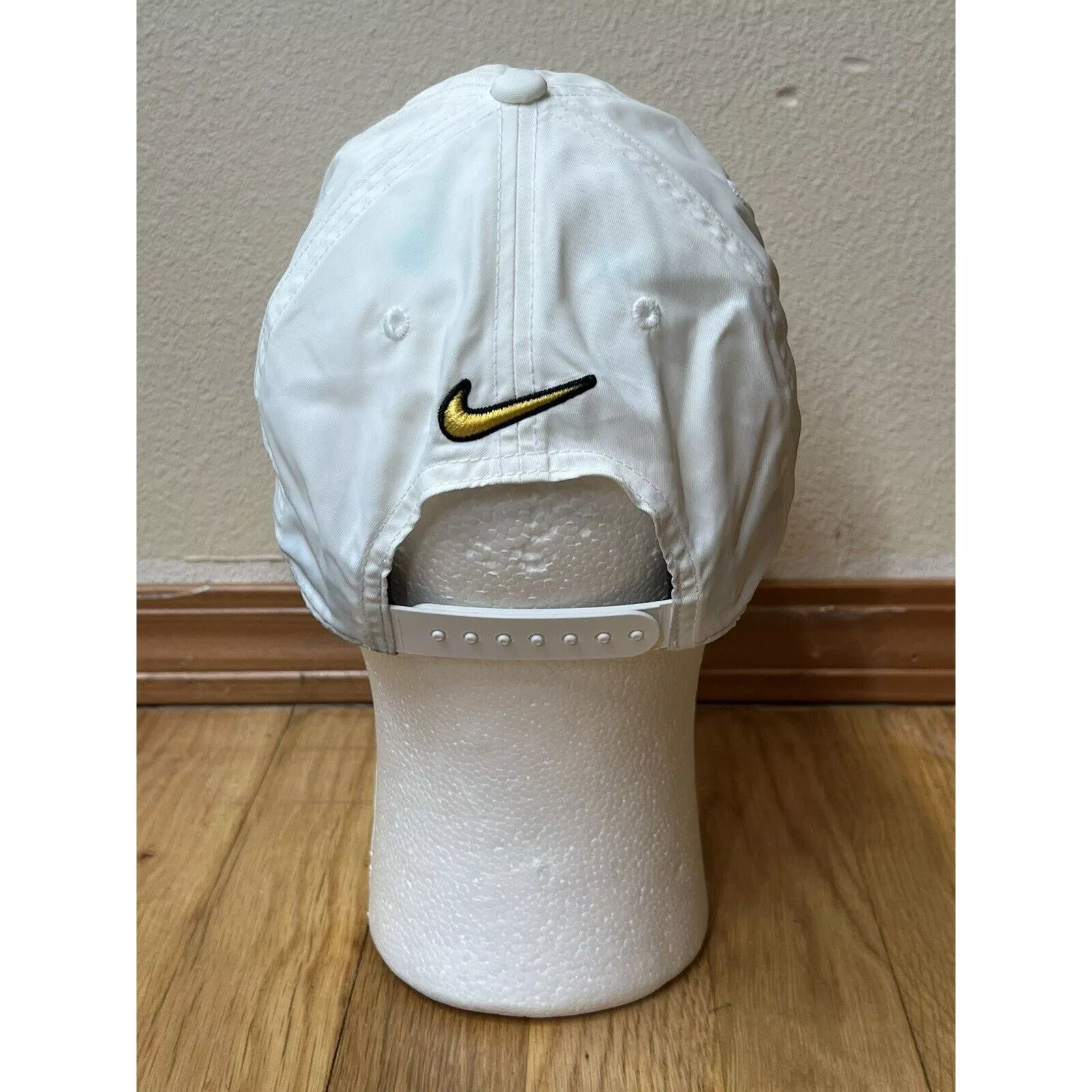 Nike Hats Nike Air Max TN 6 Panel Hat S1ze Heritage86 Cap White