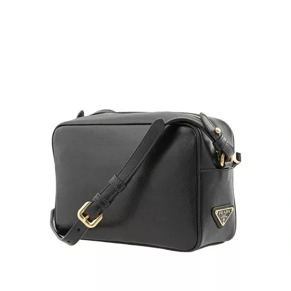 Prada Shoulder Bags Prada o1srvl11e0624 Size: OS / Camera Bag in Black