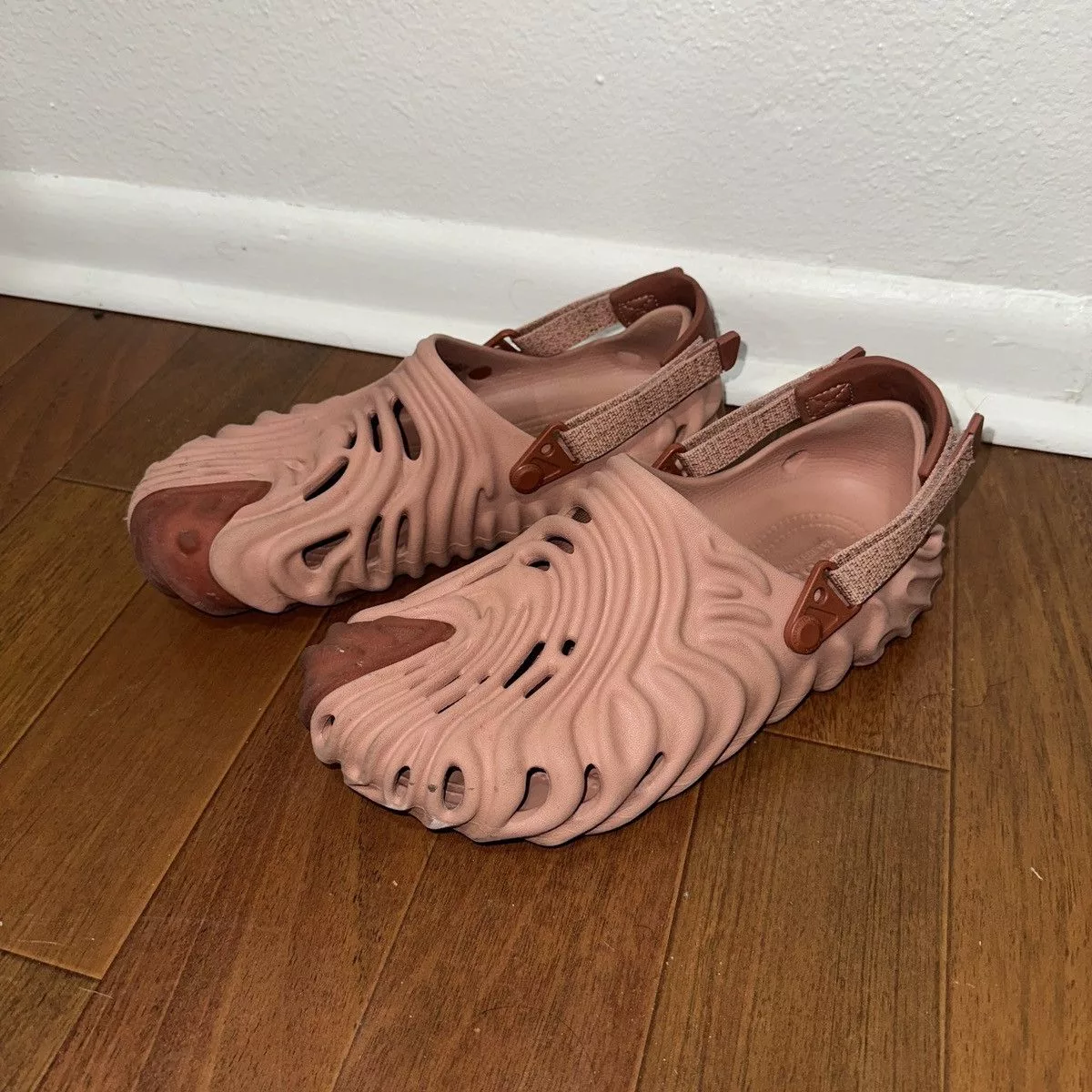 Crocs Slip Ons Crocs × Salehe Bembury Crocs pollex clog salehe bembury Pink