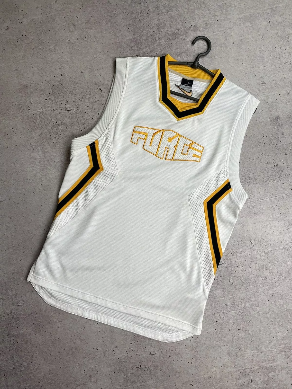 Nike Tank Tops Sleeveless Nike × Vintage Vintage Nike Force Basketball Tank Top White Streetwear