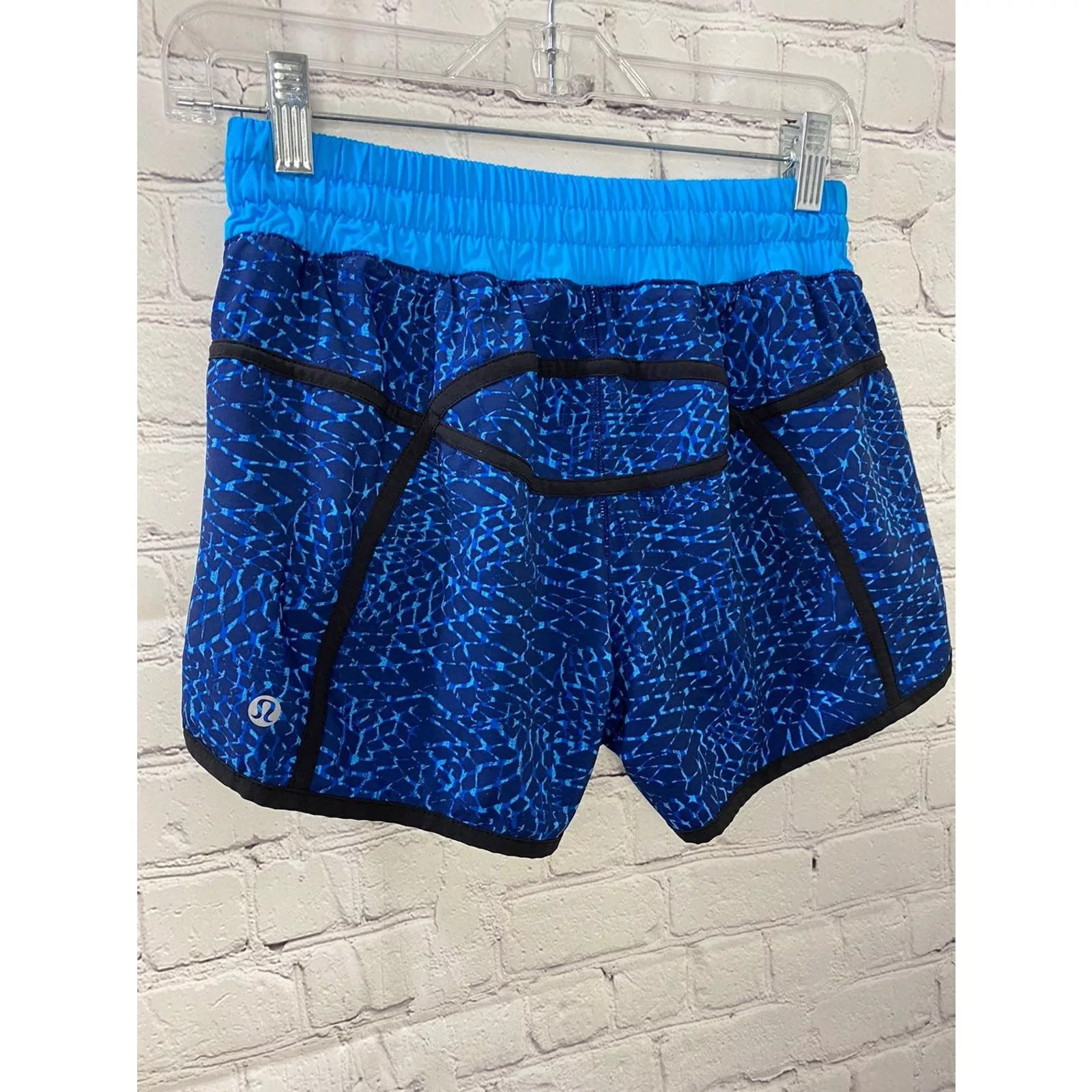 lululemon shorts 6 Blue